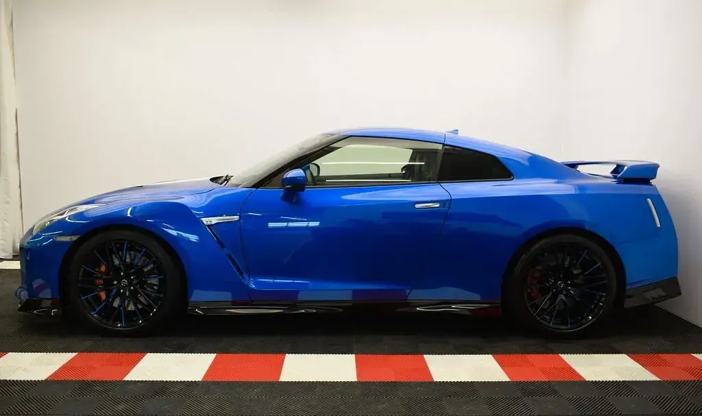 Gebraucht Nissan GT-R GT 570 PS (419 kW) 2020 Blau Coupé