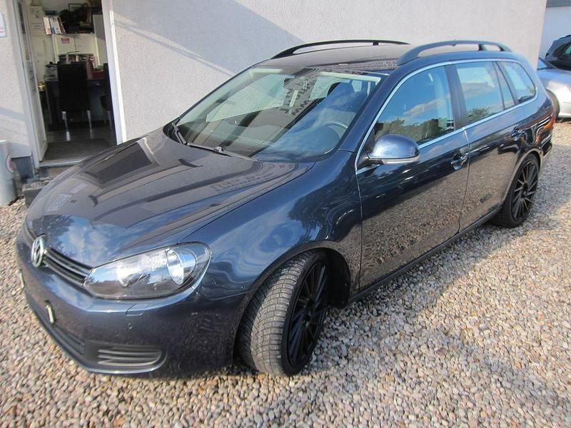 Gebraucht VW Golf VI 122 PS (89 kW) 2010 Blau Kleinwagen