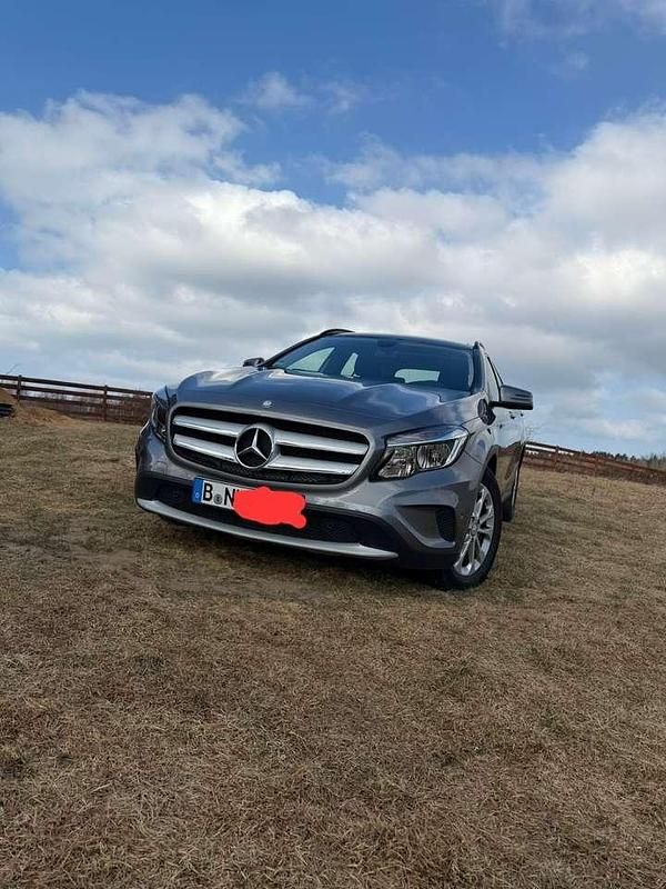 Gebraucht Mercedes GLA200 136 PS (100 kW) 2014 SUV