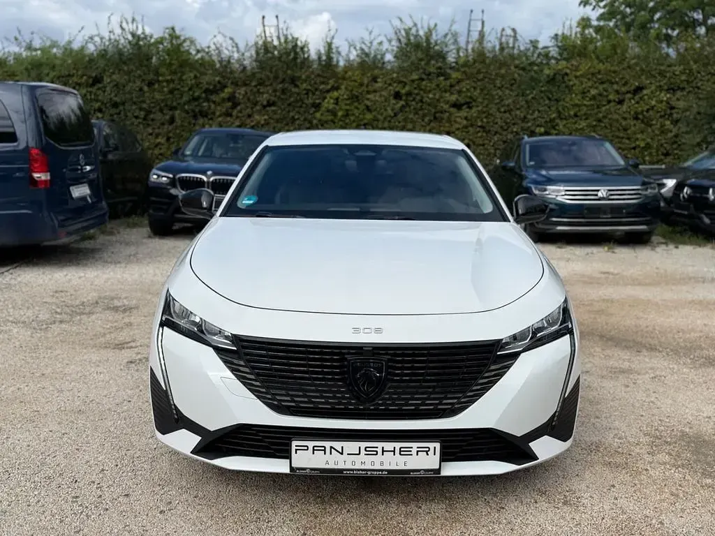 Gebraucht Peugeot 308 Allure 131 PS (96 kW) 2023 Weiß Kombi