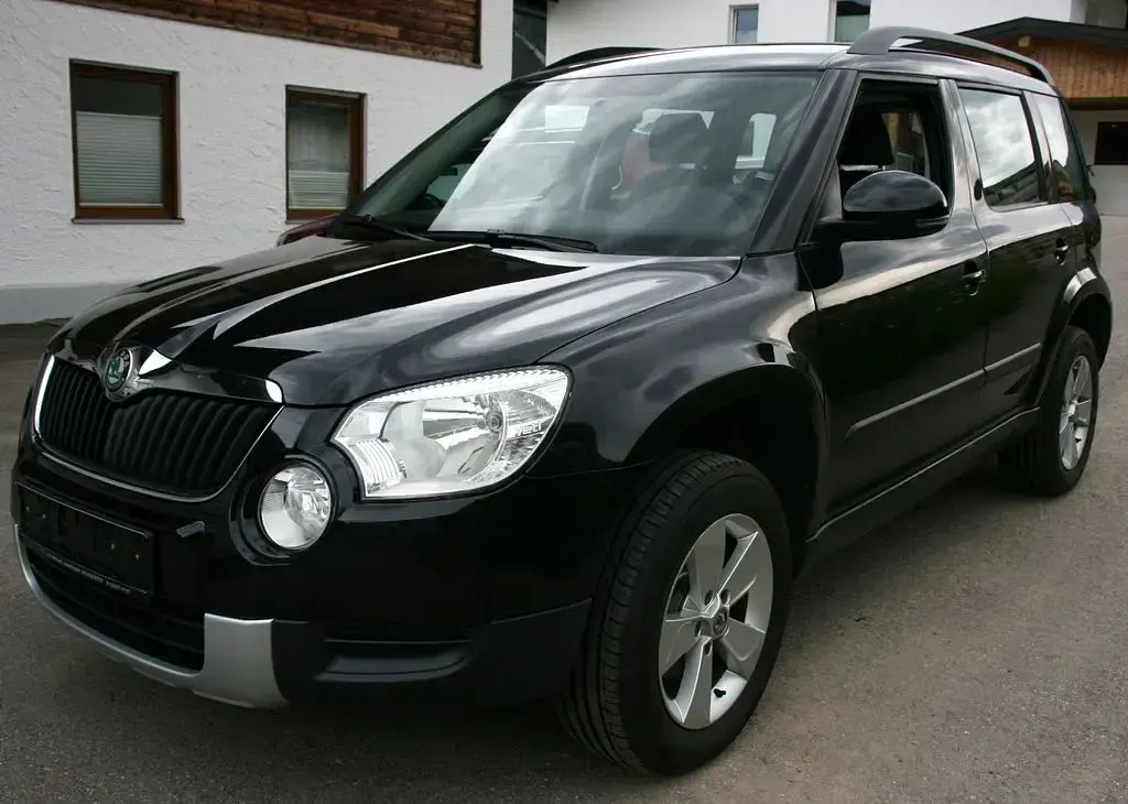 Gebraucht Skoda Yeti Active 110 PS (80 kW) 2014 Schwarz SUV