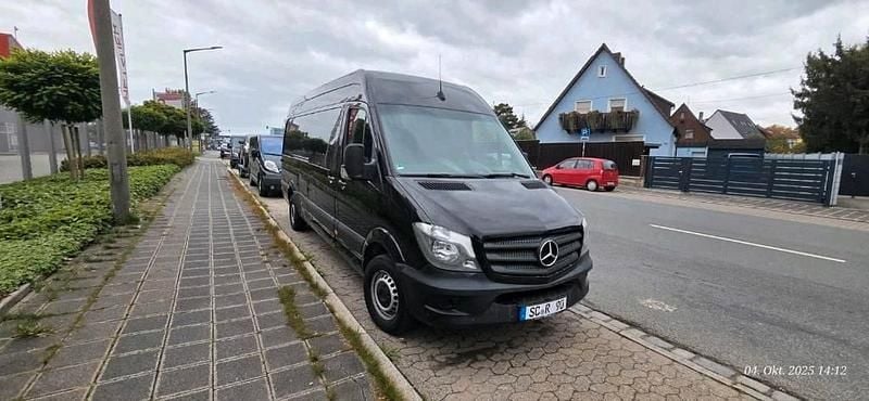 Schwarz Gebraucht 2018 Mercedes Sprinter Van | 16.400 € - Bild 1/4
