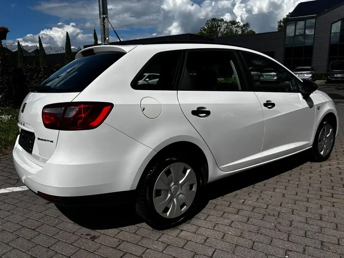 Gebraucht Seat Ibiza ST Reference 75 PS (55 kW) 2015 Weiß Kombi
