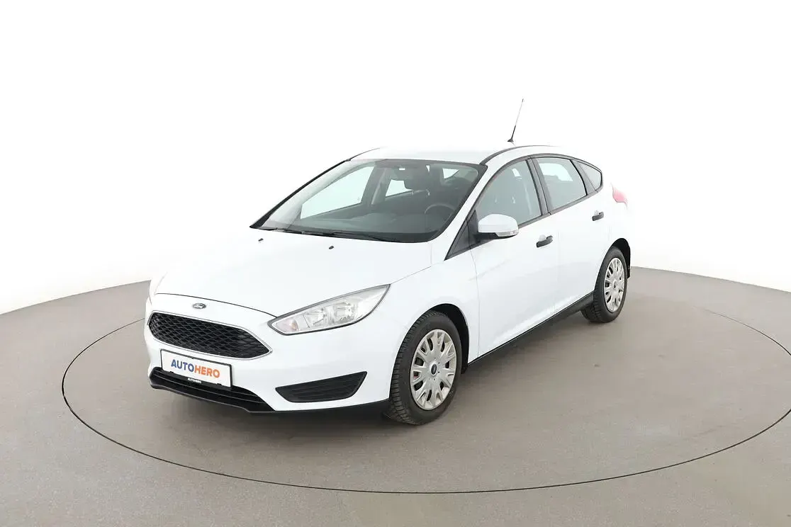 Gebraucht Ford Focus Ambiente 2015 Limousine
