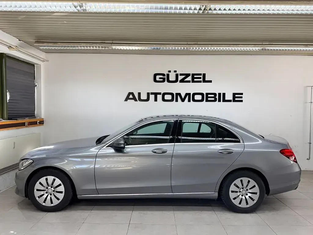 Gebraucht Mercedes C200 184 PS (135 kW) 2015 Grau Limousine