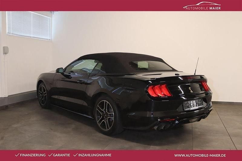 Second-hand Ford Mustang 466 CP (342 kW) 2020 Negru Cabrio