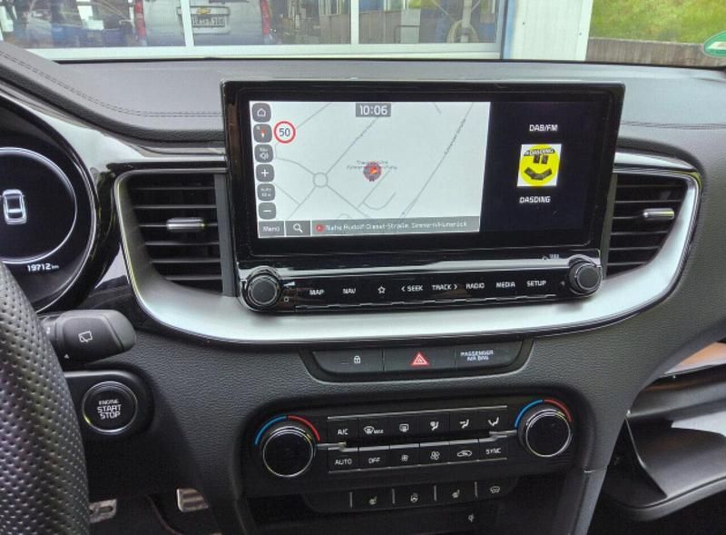 Gebraucht Kia ProCeed 204 PS (150 kW) 2023 (b3l) blue flame met. (metallic) Kombi