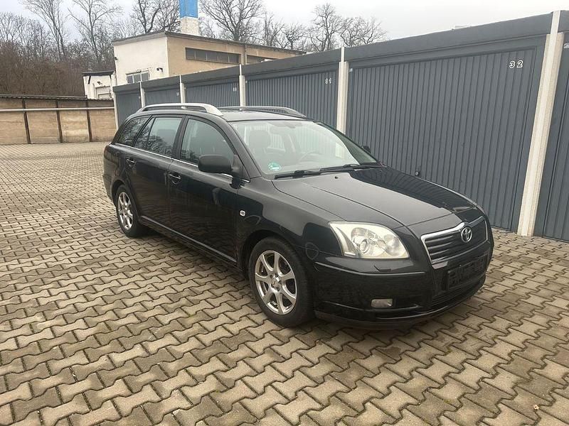Schwarz Gebraucht 2004 Toyota Avensis Limousine | 2.250 € (Fairer Preis) - Bild 1/4