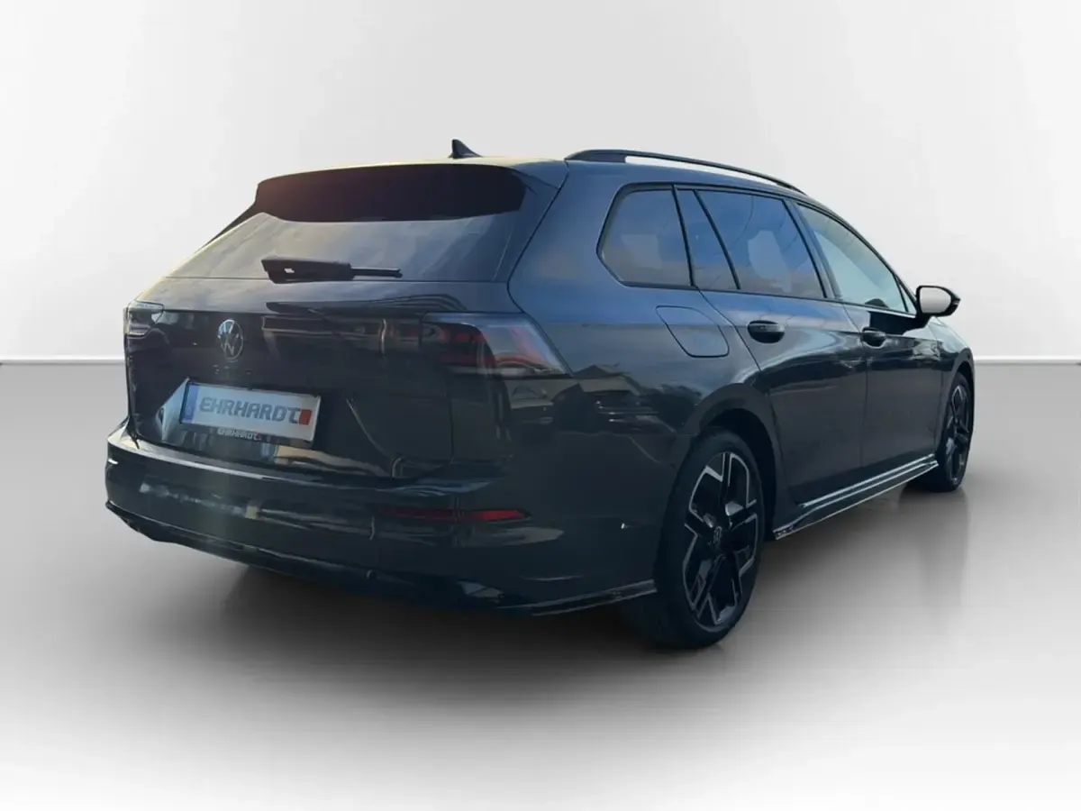 Neu VW Golf VIII R-line 150 PS (110 kW) 2025 Grau Kombi