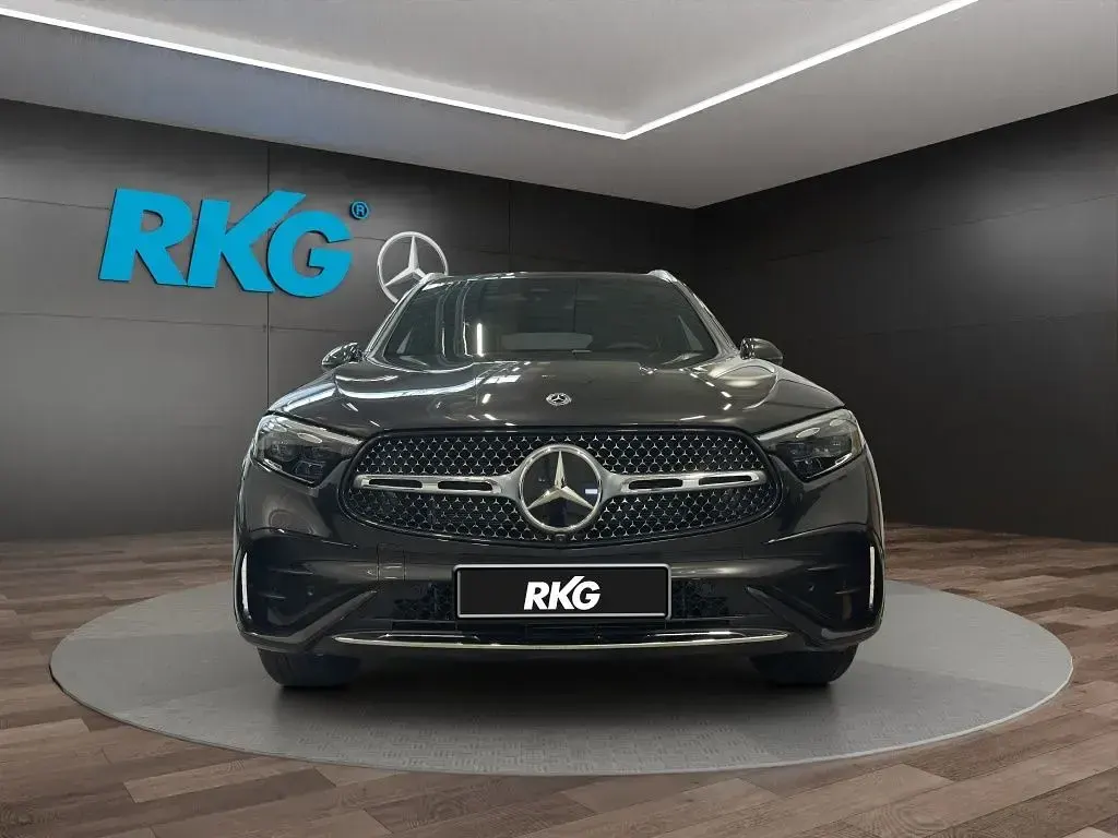 Gebraucht Mercedes GLC450 AMG 368 PS (270 kW) 2025 Grau SUV
