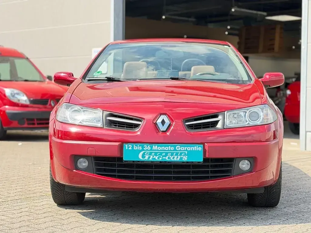 Gebraucht Renault Mégane Cabriolet Exception 111 PS (81 kW) 2009 Rot Cabrio
