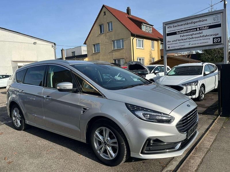 Silber Gebraucht 2020 Ford S-MAX Titanium Van / Kleinbus | 14.899 € (Etwas zu teuer) - Bild 1/4