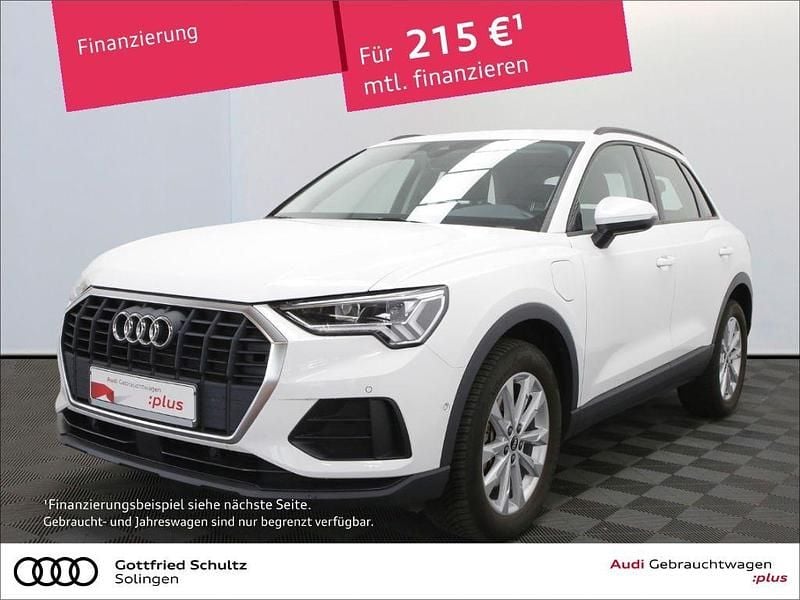 Weiß Gebraucht 2021 Audi Q3 Ambiente SUV | 28.950 € (Guter Preis) - Bild 1/3