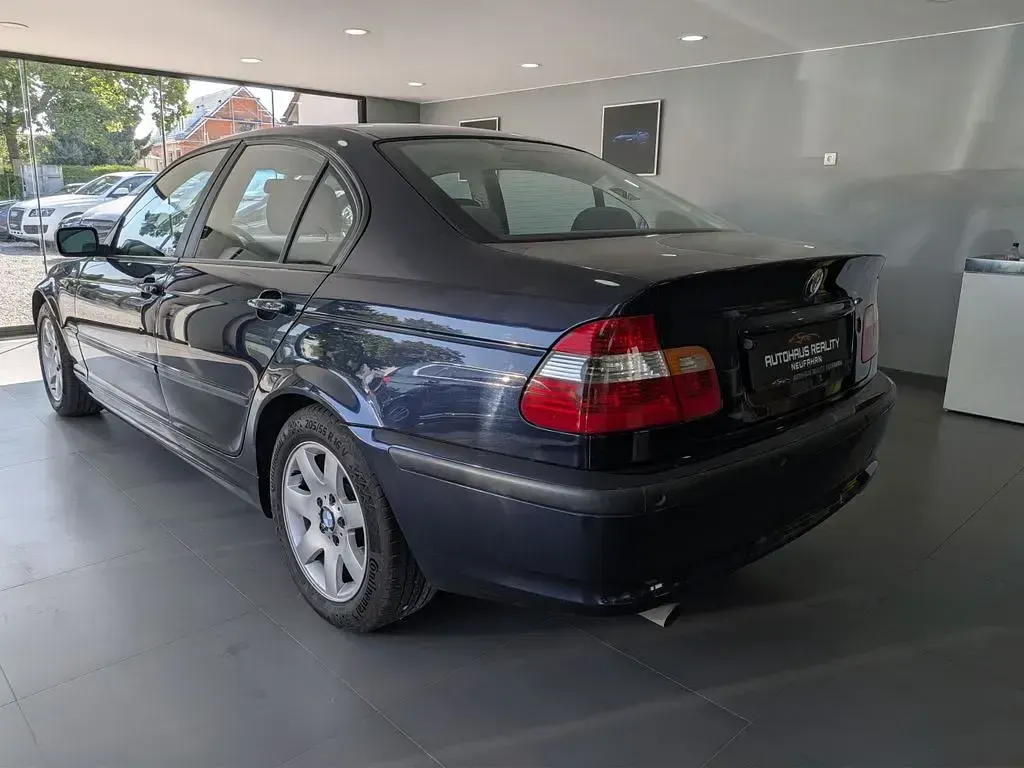 Gebraucht BMW 318 143 PS (105 kW) 2002 Blau Limousine