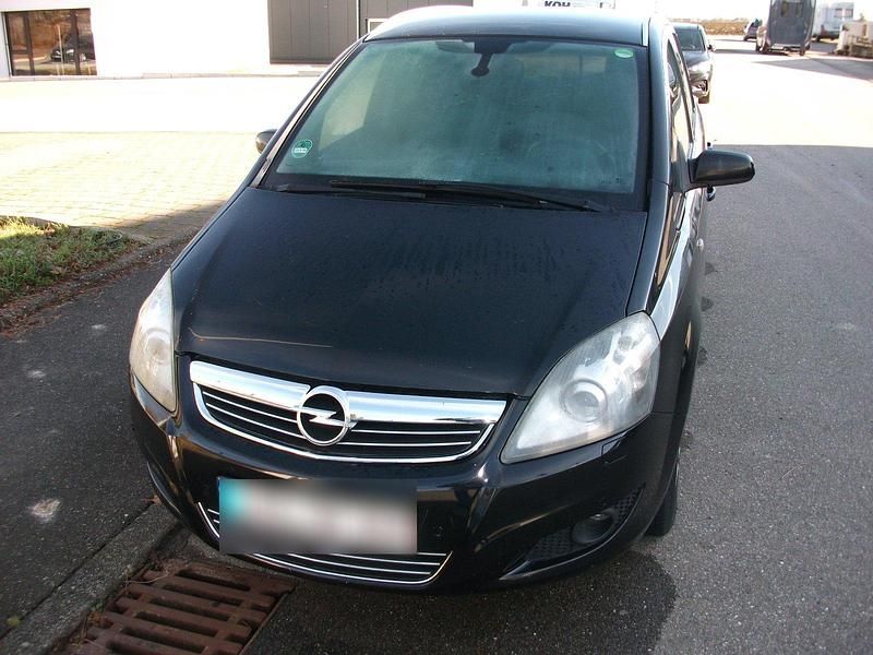 Gebraucht Opel Zafira 150 PS (110 kW) 2009 Schwarz Van / Kleinbus