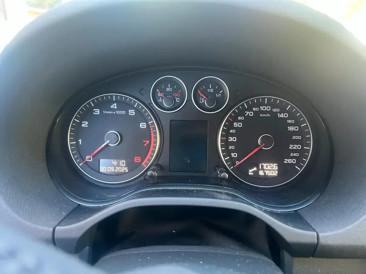 Gebraucht Audi A3 125 PS (91 kW) 2007 Weiß Kleinwagen