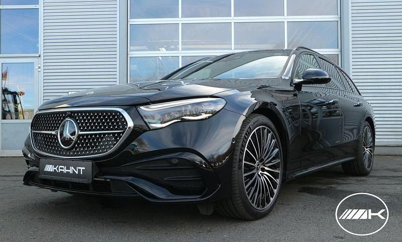 Gebraucht Mercedes E450 AMG 367 PS (269 kW) 2026 Schwarz Limousine