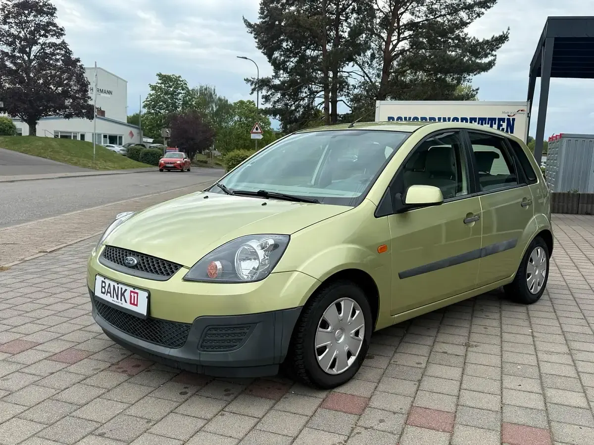 Gebraucht Ford Fiesta 80 PS (58 kW) 2006 Gelb Kleinwagen