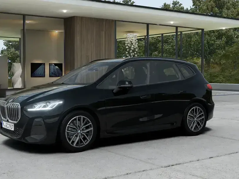 Gebraucht BMW 220 Active Tourer Performance 170 PS (125 kW) 2025 Schwarz Van / Kleinbus