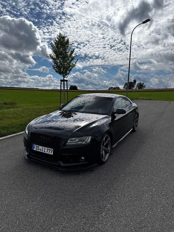 Schwarz Gebraucht 2011 Audi A5 Design Coupé | 8.500 € (Fairer Preis) - Bild 1/4