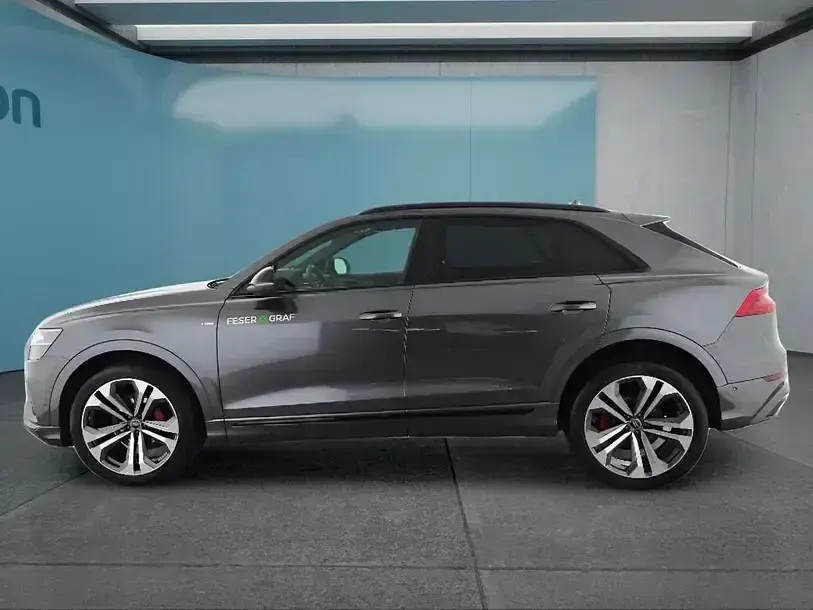Usata Audi Q8 S-Line 286 CV (210 kW) 2025 Grigio SUV