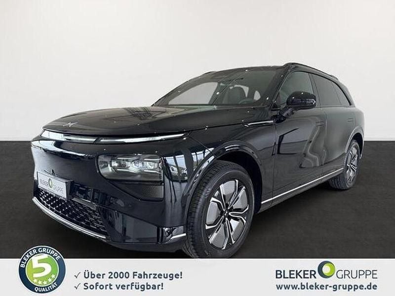 Midnight black Gebraucht 2025 XPENG G9 SUV | 54.980 € (Guter Preis) - Bild 1/4