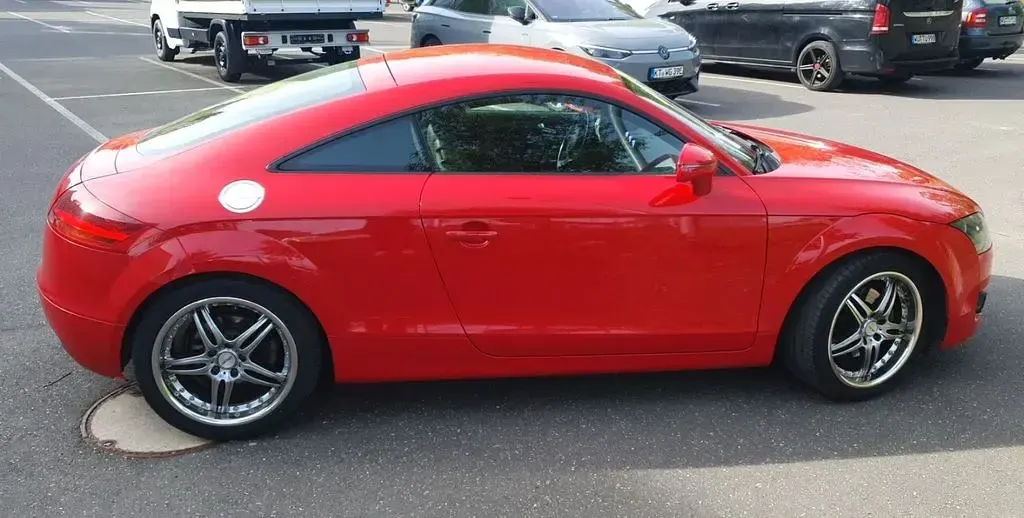 Second-hand Audi TT Sport 200 CP (147 kW) 2008 Roșu Coupe