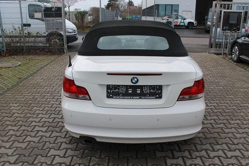 Gebraucht BMW 118 Cabriolet 143 PS (105 kW) 2010 Weiß Cabrio
