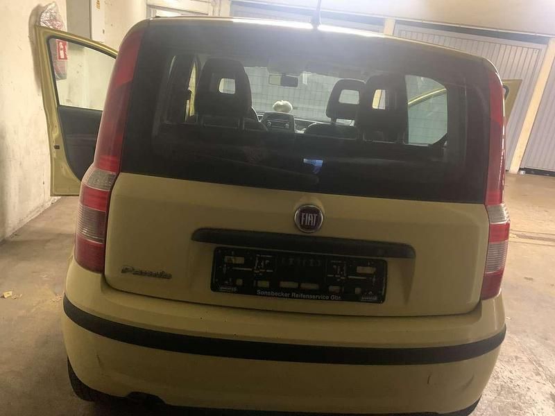 Gebraucht Fiat Panda 69 PS (50 kW) 2012 Gelb Kleinwagen