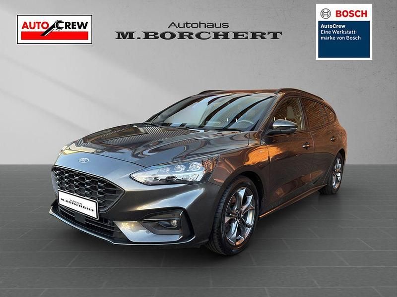 Grau Gebraucht 2020 Ford Focus ST-Line Limousine | 13.995 € (Fairer Preis) - Bild 1/4