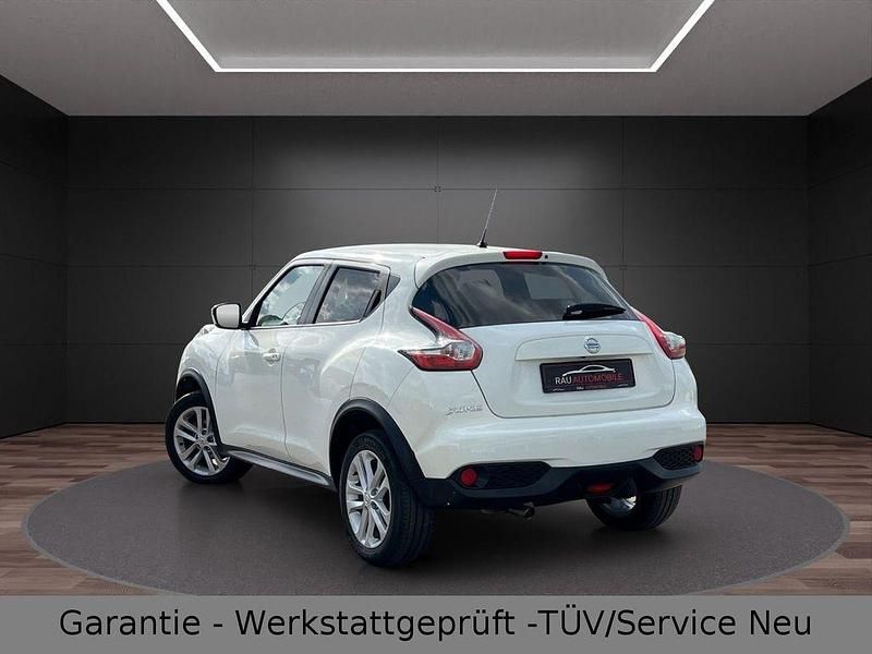 Gebraucht Nissan Juke N-Connecta 117 PS (86 kW) 2016 Weiß SUV