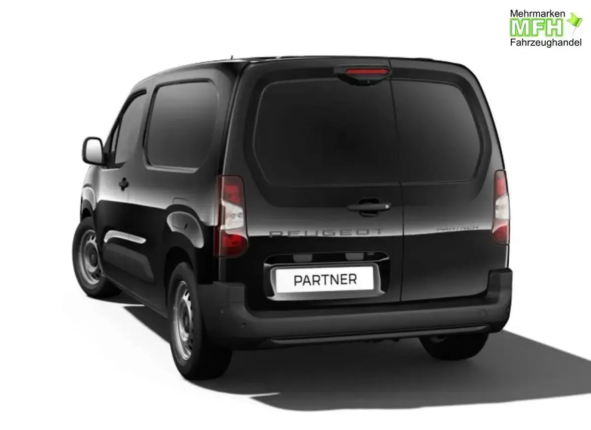 Neu Peugeot Partner 131 PS (96 kW) 2026 Perla nera schwarz me... Van / Kleinbus
