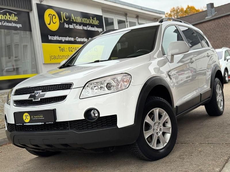 Gebraucht 2011 Chevrolet Captiva LS SUV | 7.490 € (Fairer Preis) - Bild 1/4