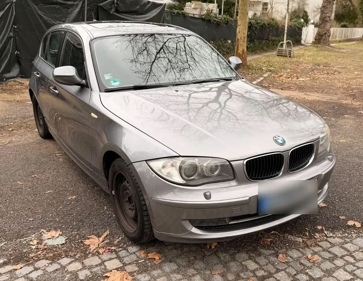 Gebraucht BMW 116 122 PS (89 kW) 2011 Silber Kleinwagen