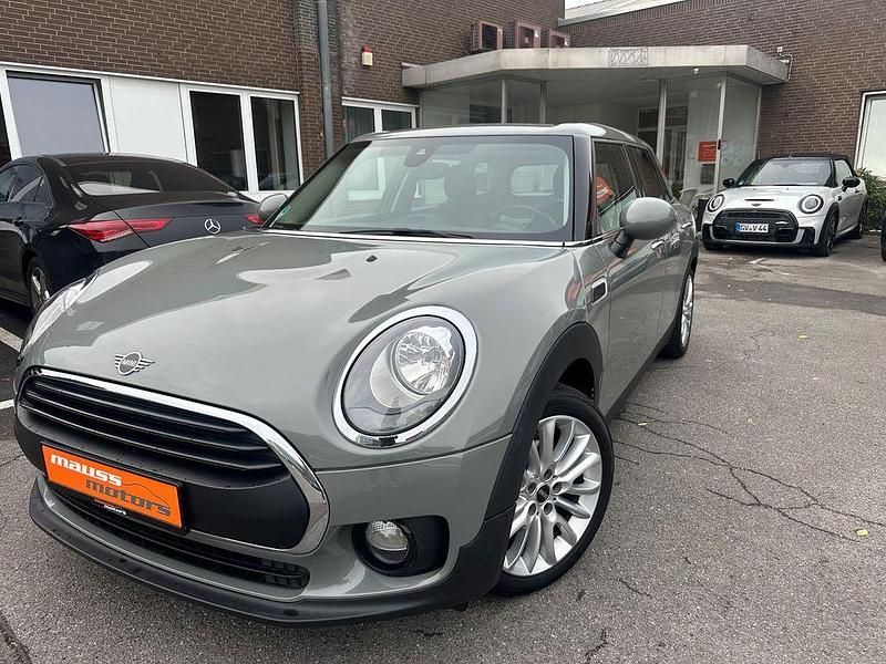 Grau Gebraucht 2018 Mini One Clubman Kombi | 12.880 € (Fairer Preis) - Bild 1/4