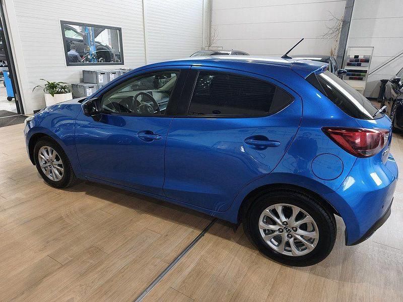 Gebraucht Mazda 2 Exclusive 90 PS (66 kW) 2015 Blau