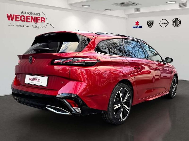 Neu Peugeot 308 SW GT 145 PS (106 kW) 2025 Rot Kombi