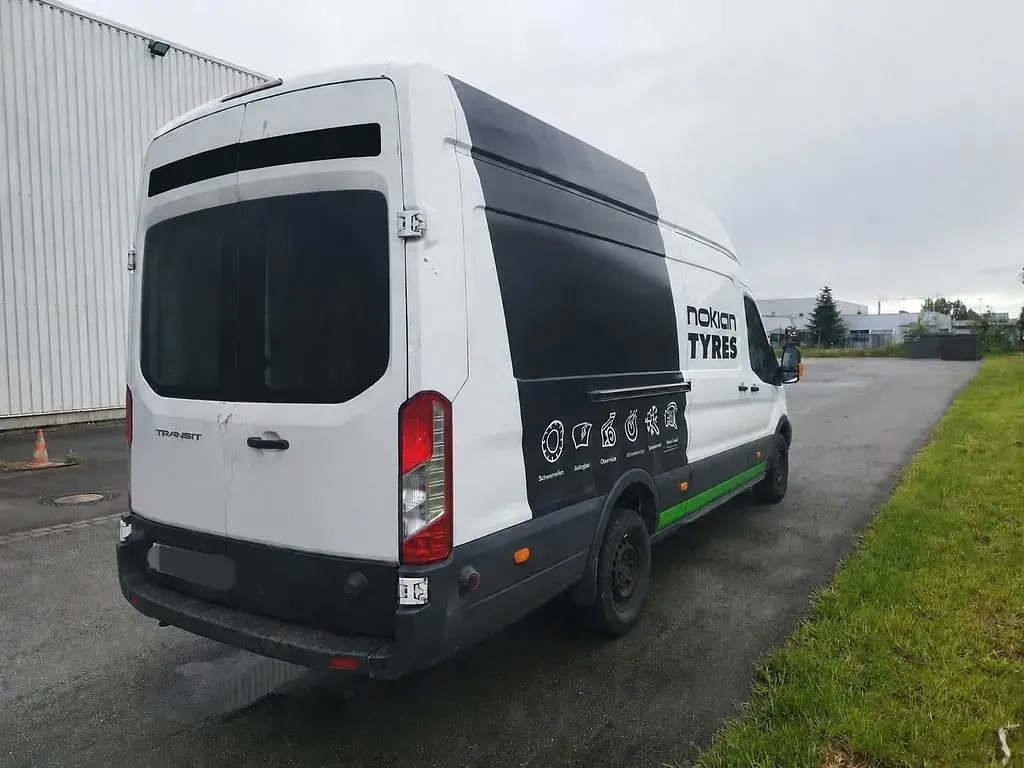 Gebraucht Ford Transit 170 PS (125 kW) 2019 Weiß Van / Kleinbus