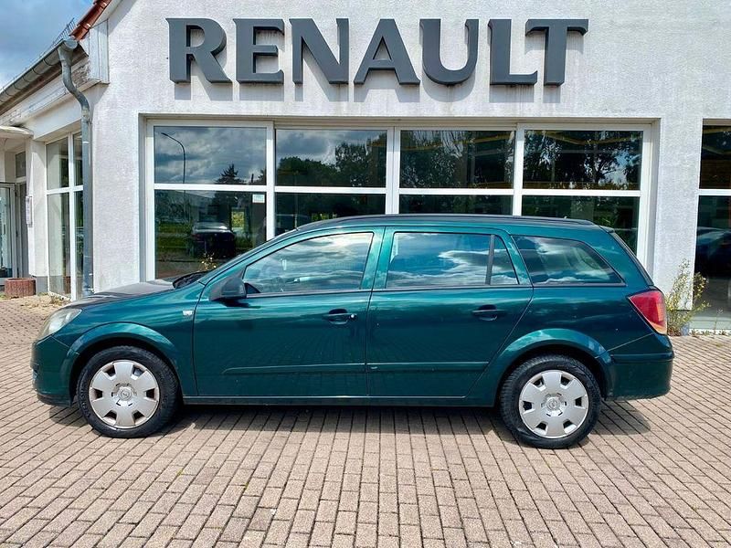 Grün Gebraucht 2005 Opel Astra Limousine | 799 € (Superpreis) - Bild 1/4