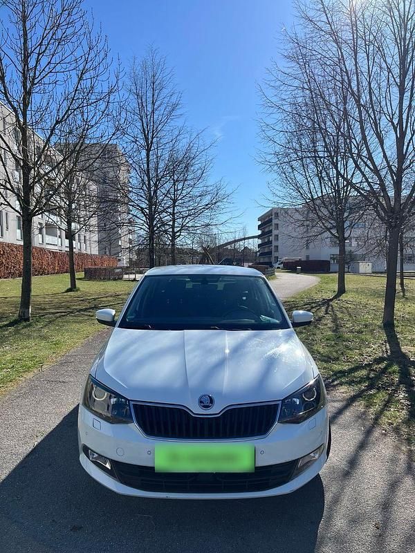 Gebraucht Skoda Fabia 110 PS (80 kW) 2017 Weiß Kombi