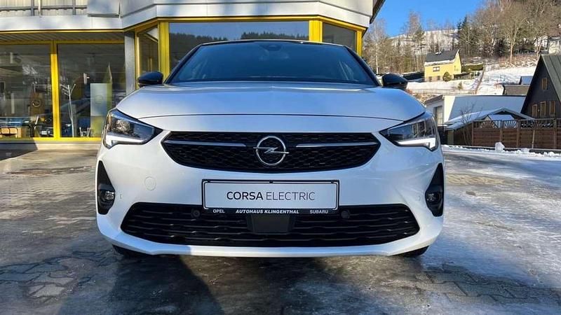 Gebraucht Opel Corsa-e GS Line 100 kW (136 PS) 2024 Arktis weiß (uni) Kleinwagen