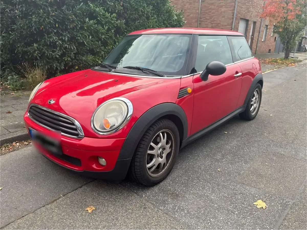 Gebraucht Mini Cooper 75 PS (55 kW) 2010 Rot Kleinwagen