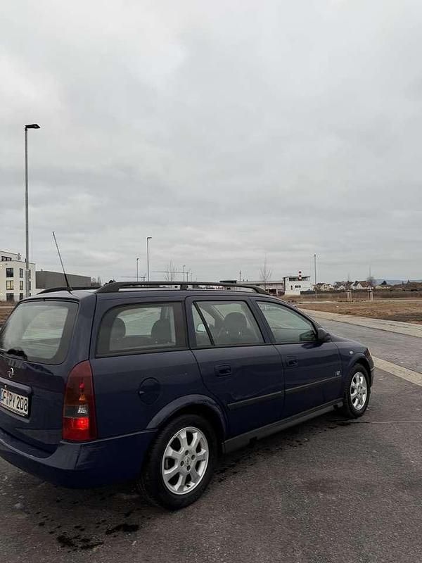 Gebraucht Opel Astra Edition 75 PS (55 kW) 2002 Kombi