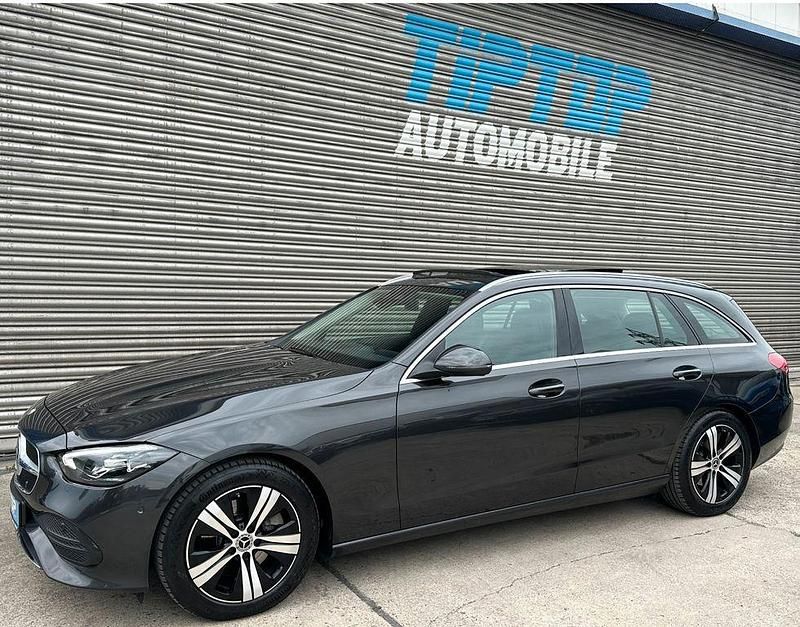 Grau Gebraucht 2022 Mercedes C200 Limousine | 27.400 € (Fairer Preis) - Bild 1/4