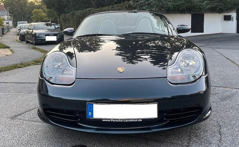 Grau Gebraucht 2004 Porsche Boxster Cabrio | 16.870 € (Guter Preis) - Bild 1/4