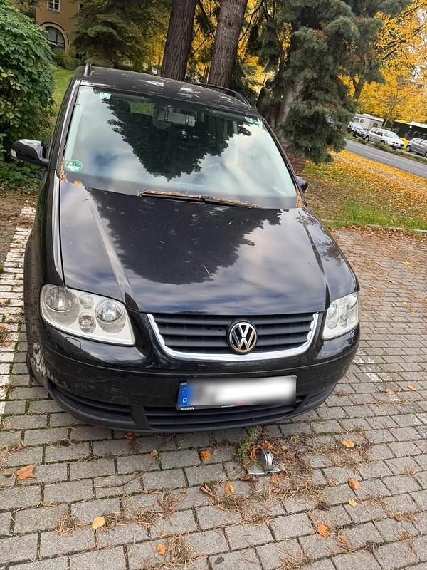 Schwarz Gebraucht 2005 VW Touran Van / Kleinbus | 2.550 € (Fairer Preis) - Bild 1/4