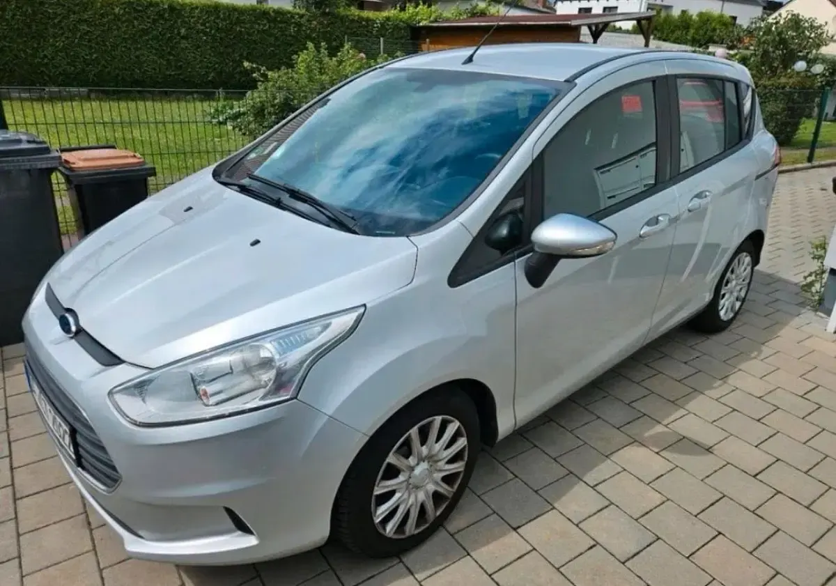 Używany Ford B-MAX 100 KM (73 kW) 2015 Srebrny Minivan