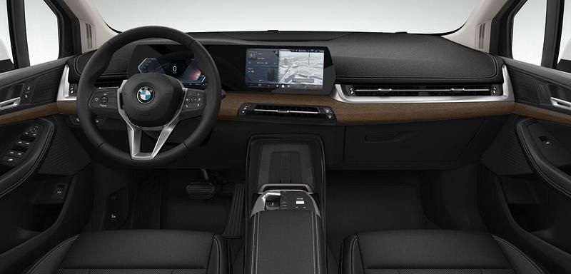 Gebraucht BMW 220 Active Tourer Luxury Line 170 PS (125 kW) 2025 Weiß Van / Kleinbus