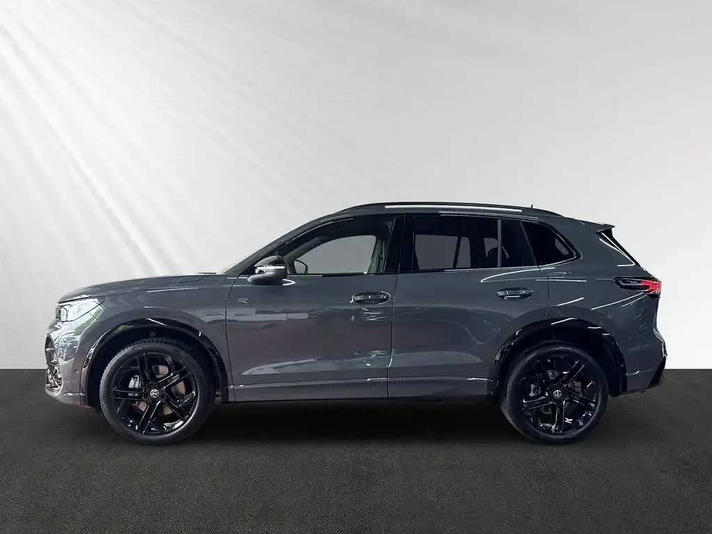 Neu VW Tiguan R-line 193 PS (141 kW) 2026 Grau SUV