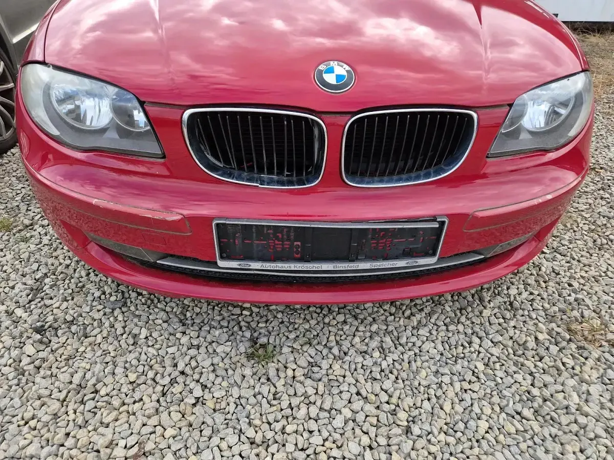 Gebraucht BMW 116 122 PS (89 kW) 2010 Rot Kleinwagen